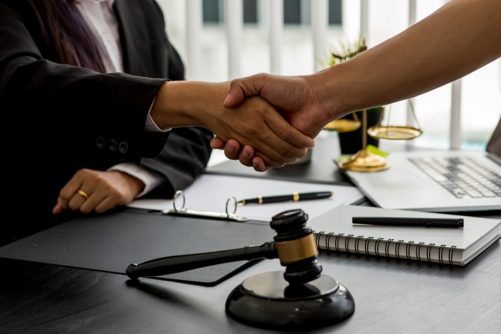 Commercial Lawyer